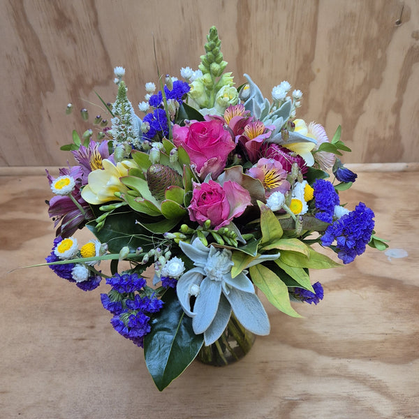 Florist Choice: Small posy