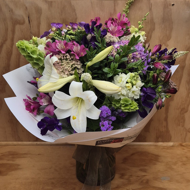 Florist Choice: Purple, white and pink shades