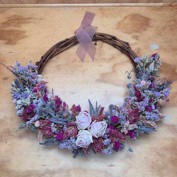 Beautiful dried wreath Bella-rose