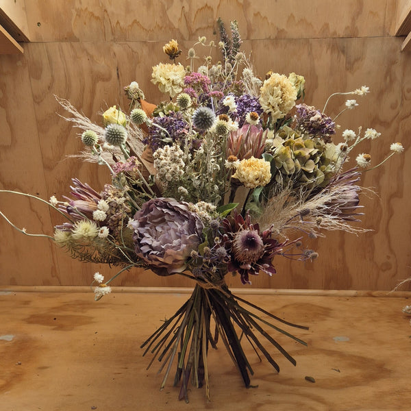 Maeve dried bouquet