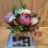 Volcanic chocolates and flower gift pack