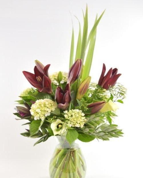 Florist Choice: Modern Vase Arrangement