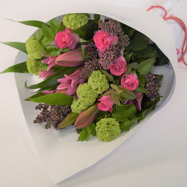 Florist Choice: Lily and Rose Roll Wrap