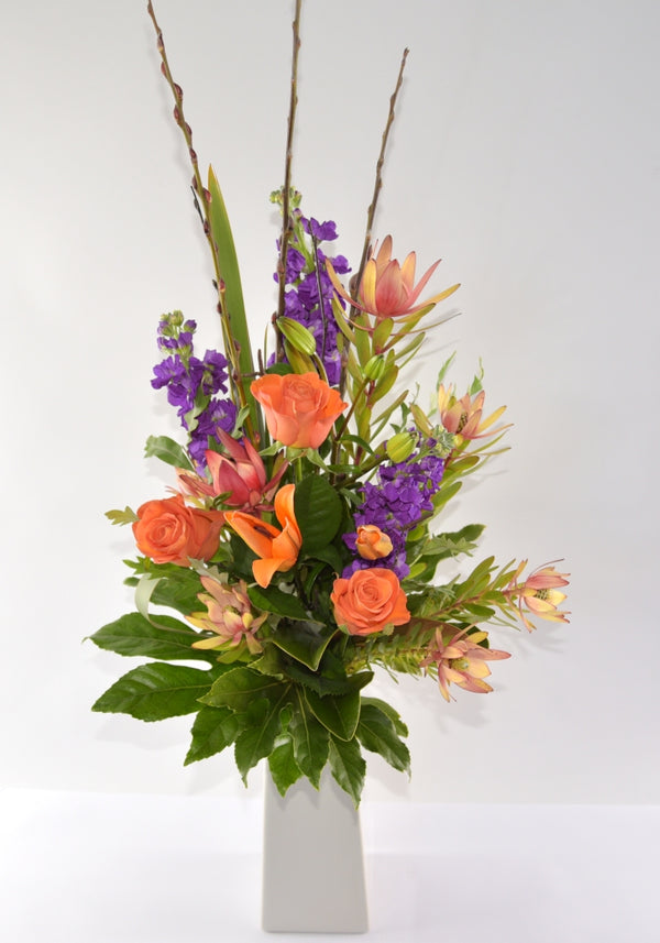 Florist Choice: Modern Vase Arrangement